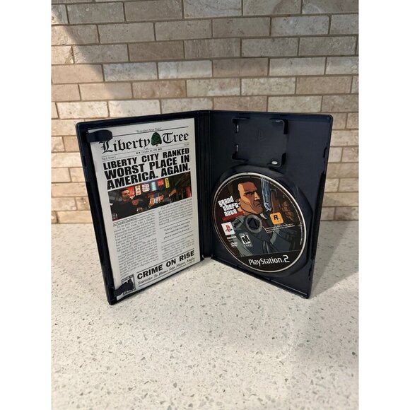 Grand Theft Auto Liberty City Stories PS2 2006 CIB Complete Tested - Picture 3 of 3